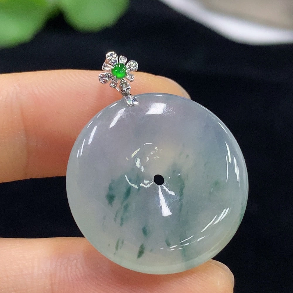 Jadeite Safety Pendant with 18K Gold, Total Weight Approx. 6.6g