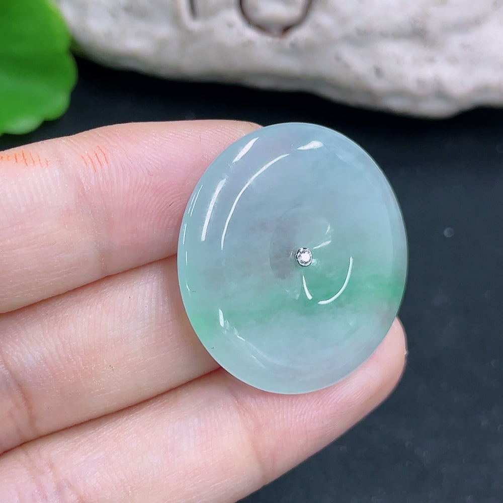 Jadeite Peace Knot Inlaid Pendant No Stamp 18k Gold Content Tested Non-Diamond