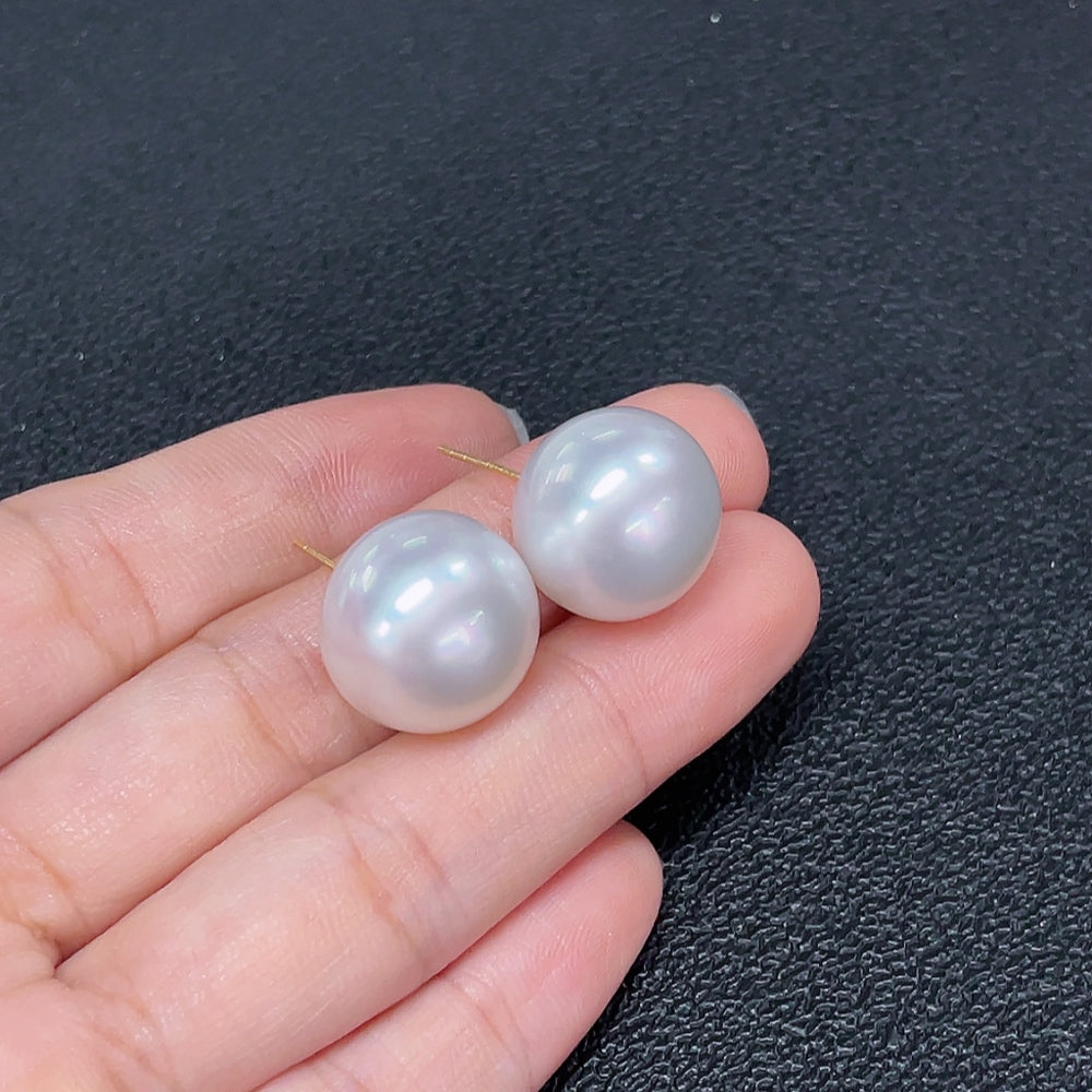 Seawater Pearl Earrings 18K Gold Approx