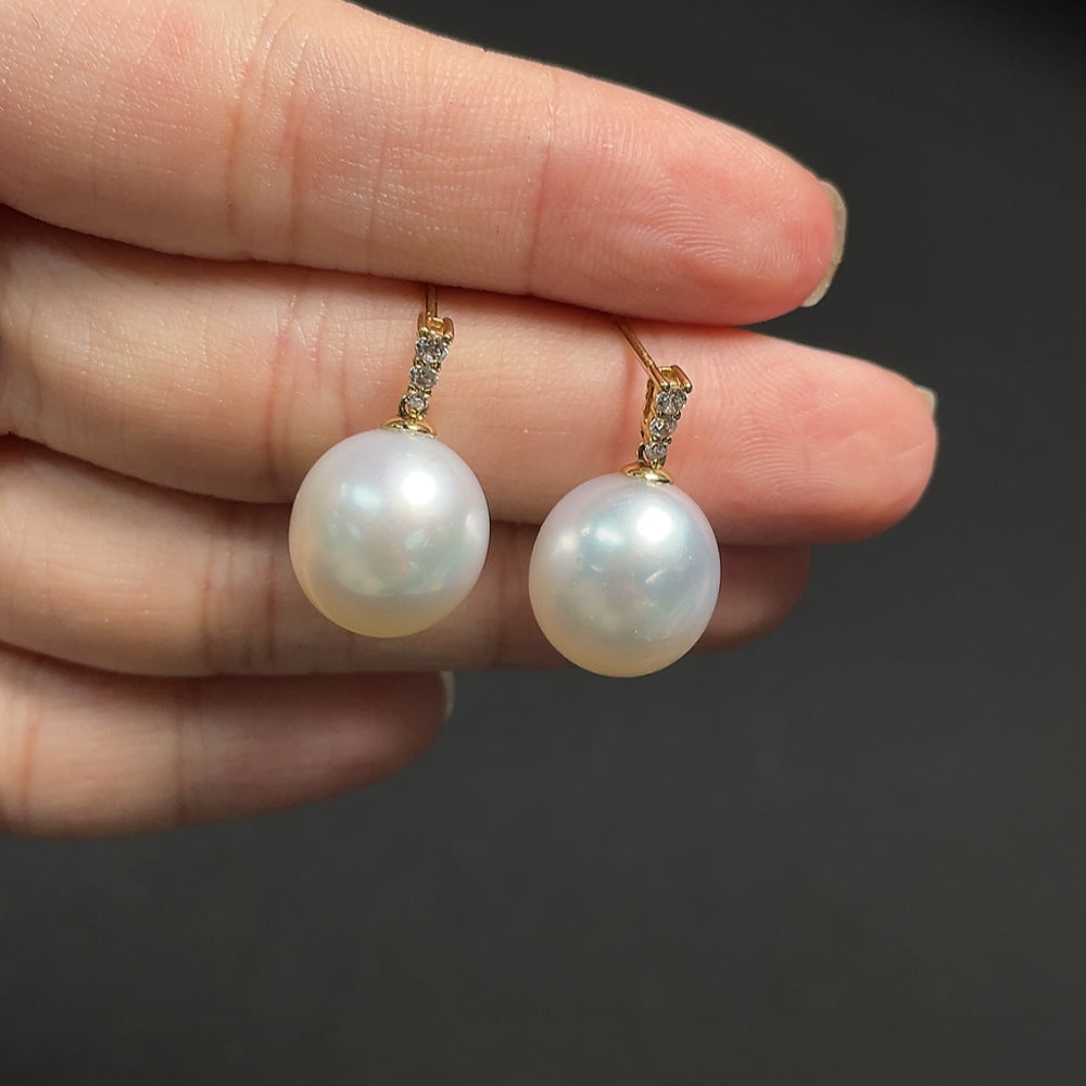 Seawater Pearl Earrings 18k Gold