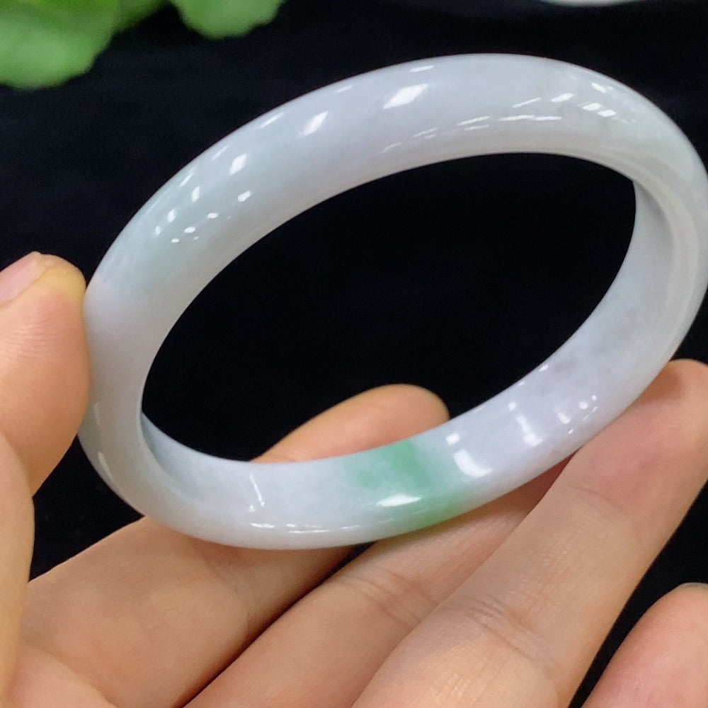 Imperial Concubine Jadeite Bangle 57.8/51 Circumference Approx. 38.32g Total Weight