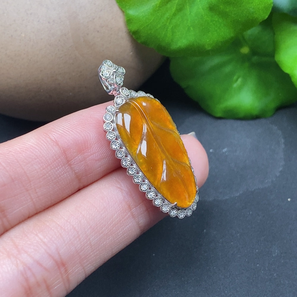 Jadeite Inlaid Pendant Leaf with Diamond Accents 18k Color Origin Undetermined Total Weight Approx. 4g