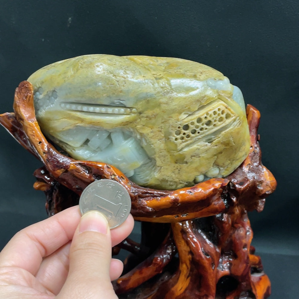 Hetian Jade Seed Material Ornament, Antique-style Piece, Undetermined Skin Color Origin, Contains Other Mineral Components