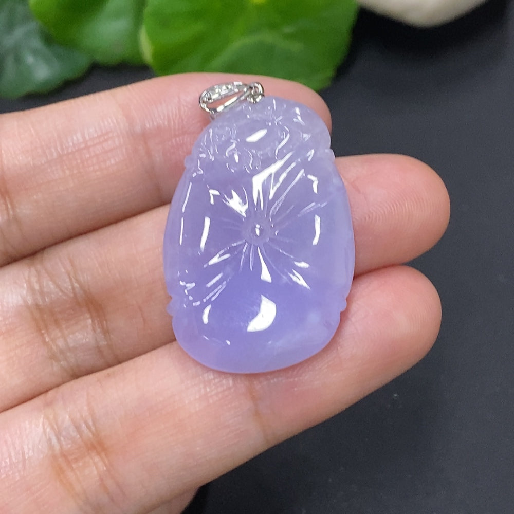 Elegant jadeite lotus leaf pendant with gold content Au75%, showcasing intricate leaf design and polished green jade surface.