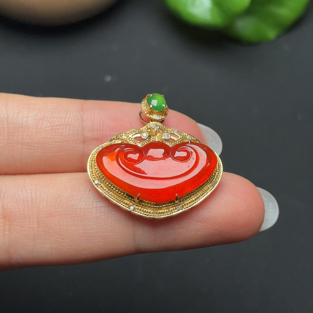 Jadeite Inlaid Pendant Ruyi with Diamond Accents 18k Color Origin Undetermined