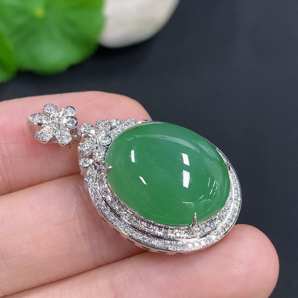 Jadeite Cabochon Pendant in 18K Gold with Diamond Accents