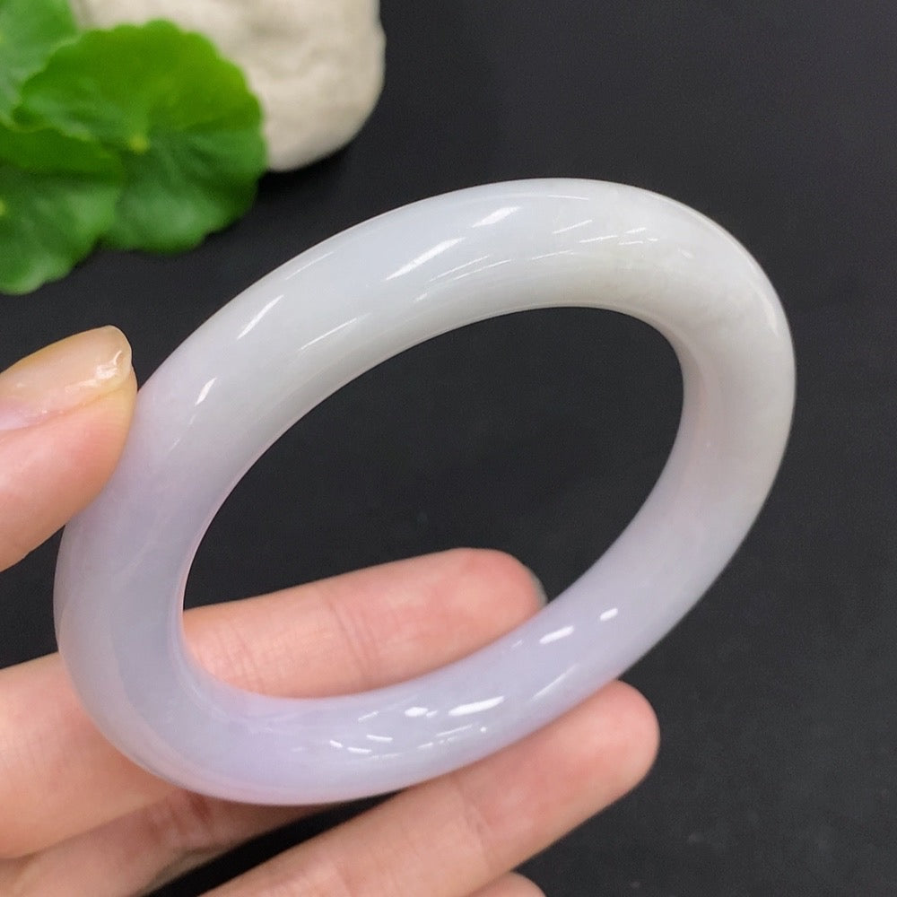 Jadeite Round Bangle Total Weight Approx. 68.5g Size 56