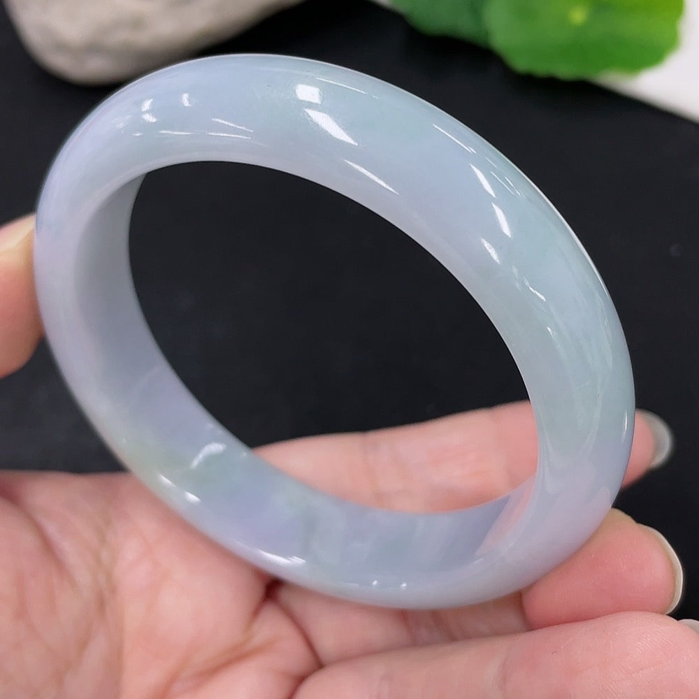 Jadeite Round Bangle Size 57.7 Total Weight Approx. 61.8g