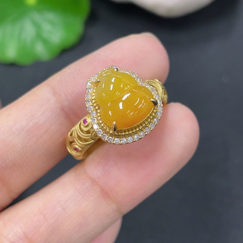Jadeite Inlaid Ring 18k with Diamond (Colorless) Size 14 Total Weight Approx. 3.87g