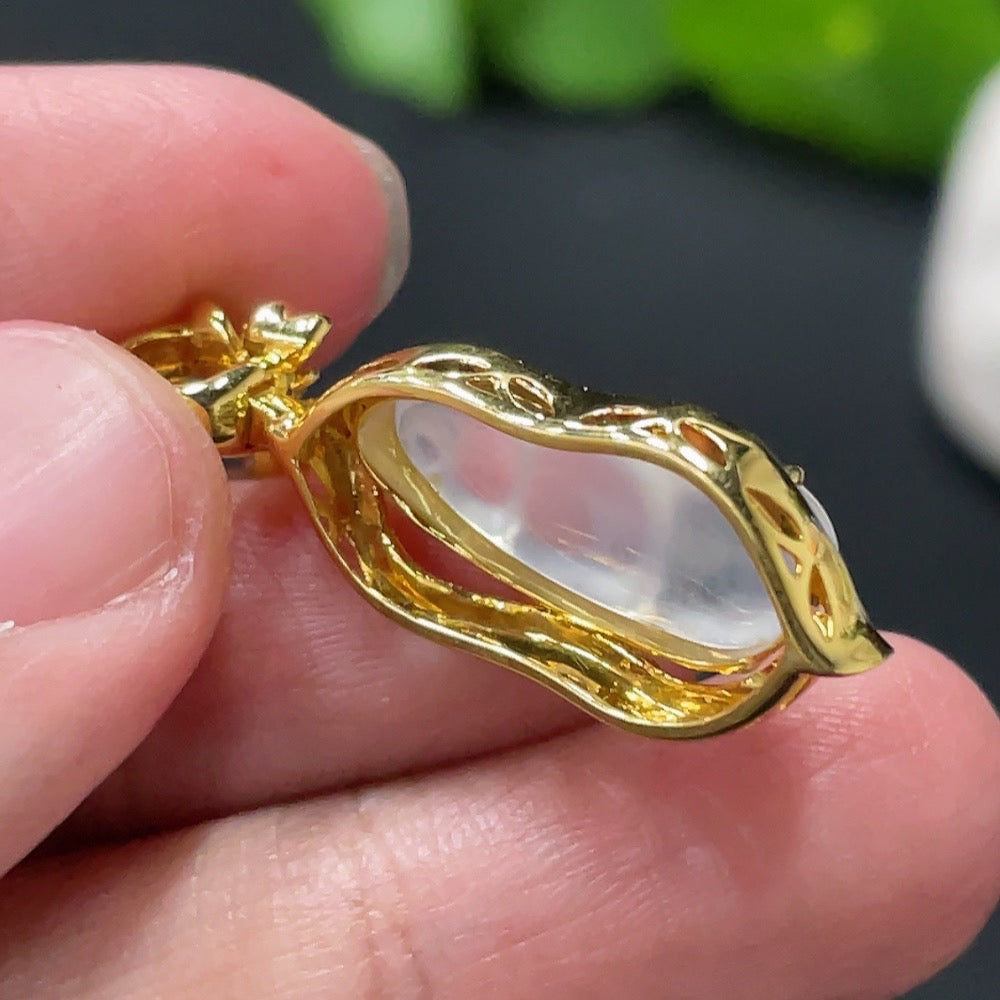 Jadeite Blessed Bean Pendant, 18k Gold Setting, Total Weight Approx. 3.47g