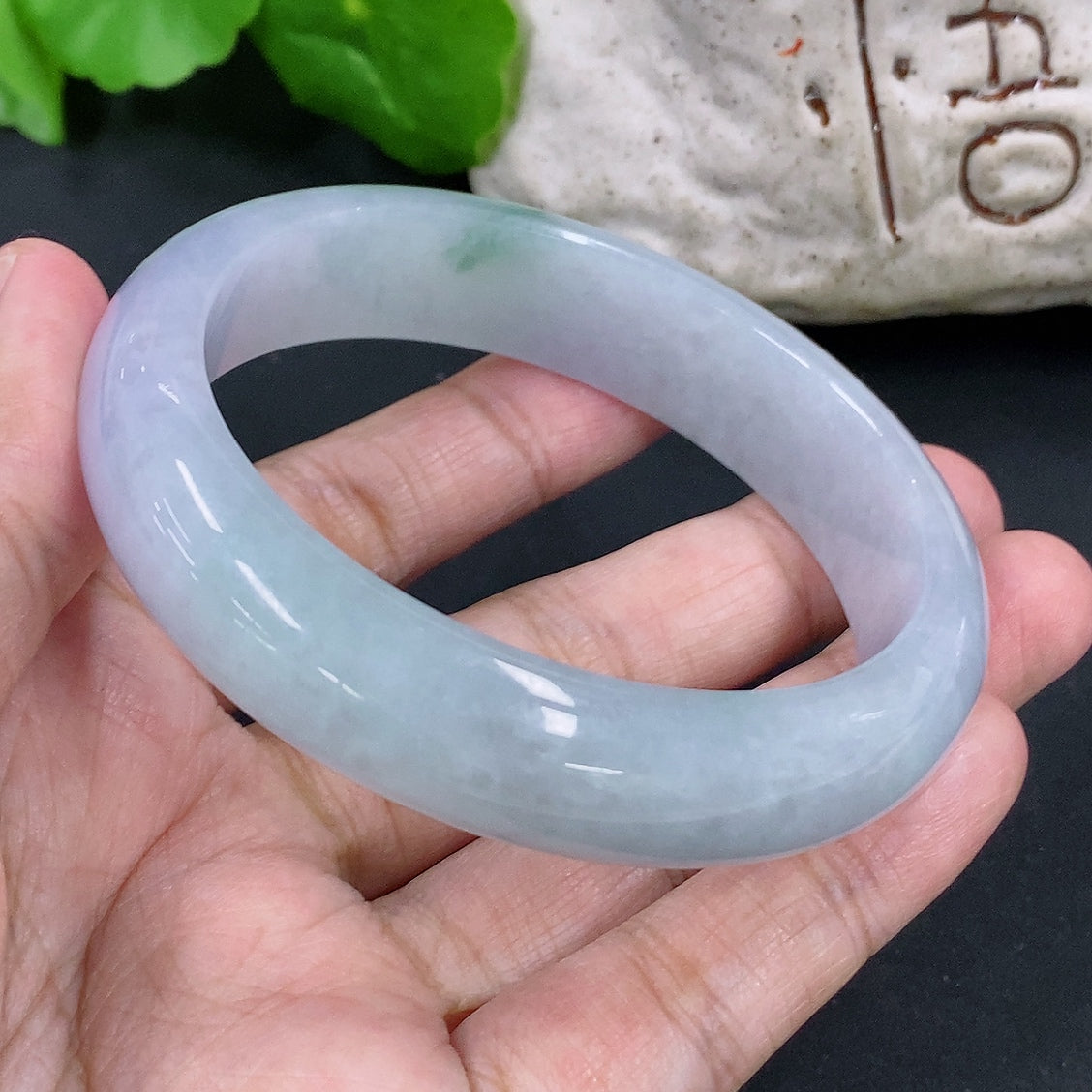 Jadeite round bracelet with a total weight of 61.85g and size 58.1, showcasing smooth, polished jadeite beads.