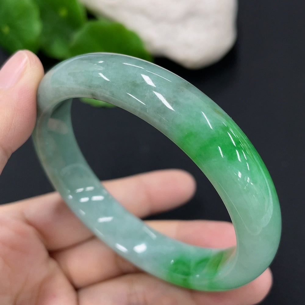 Jadeite Round Bangle Size 55mm Total Weight Approx. 49.92g