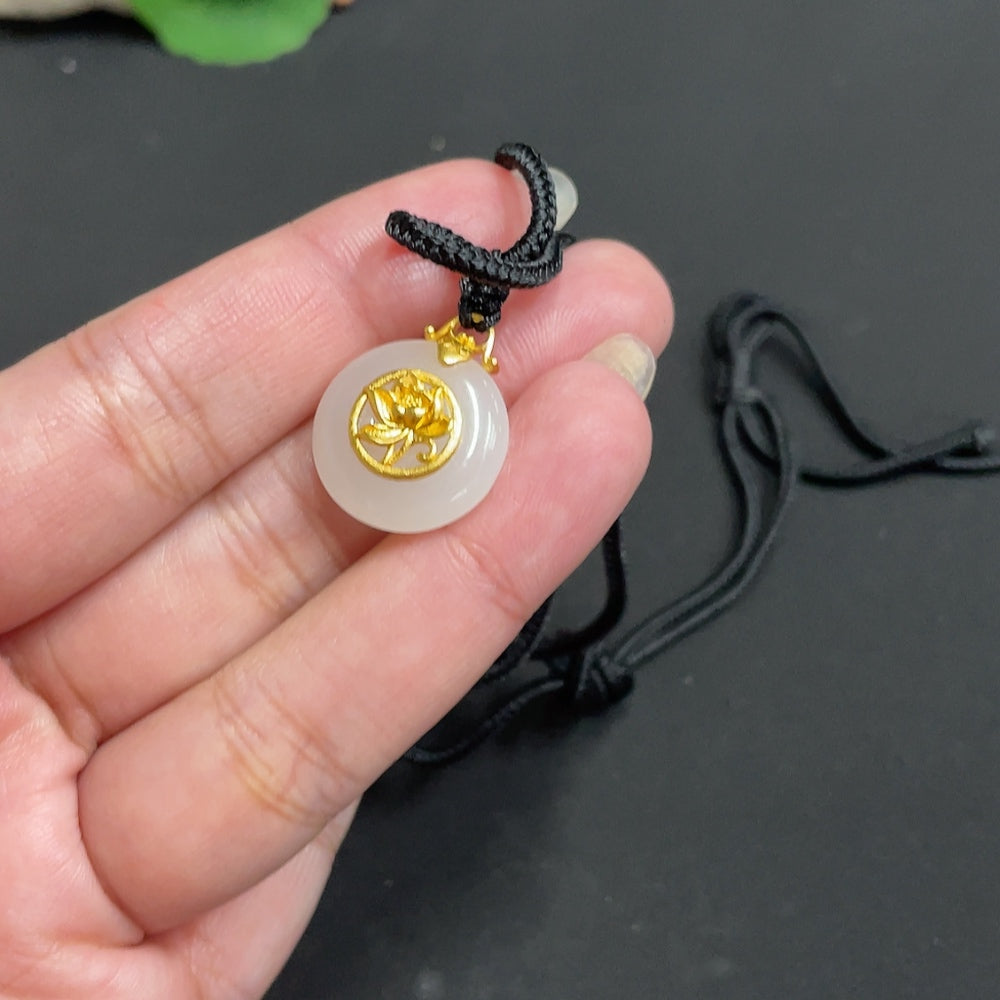 Hetian Jade Inlaid Pendant, Peace Buckle