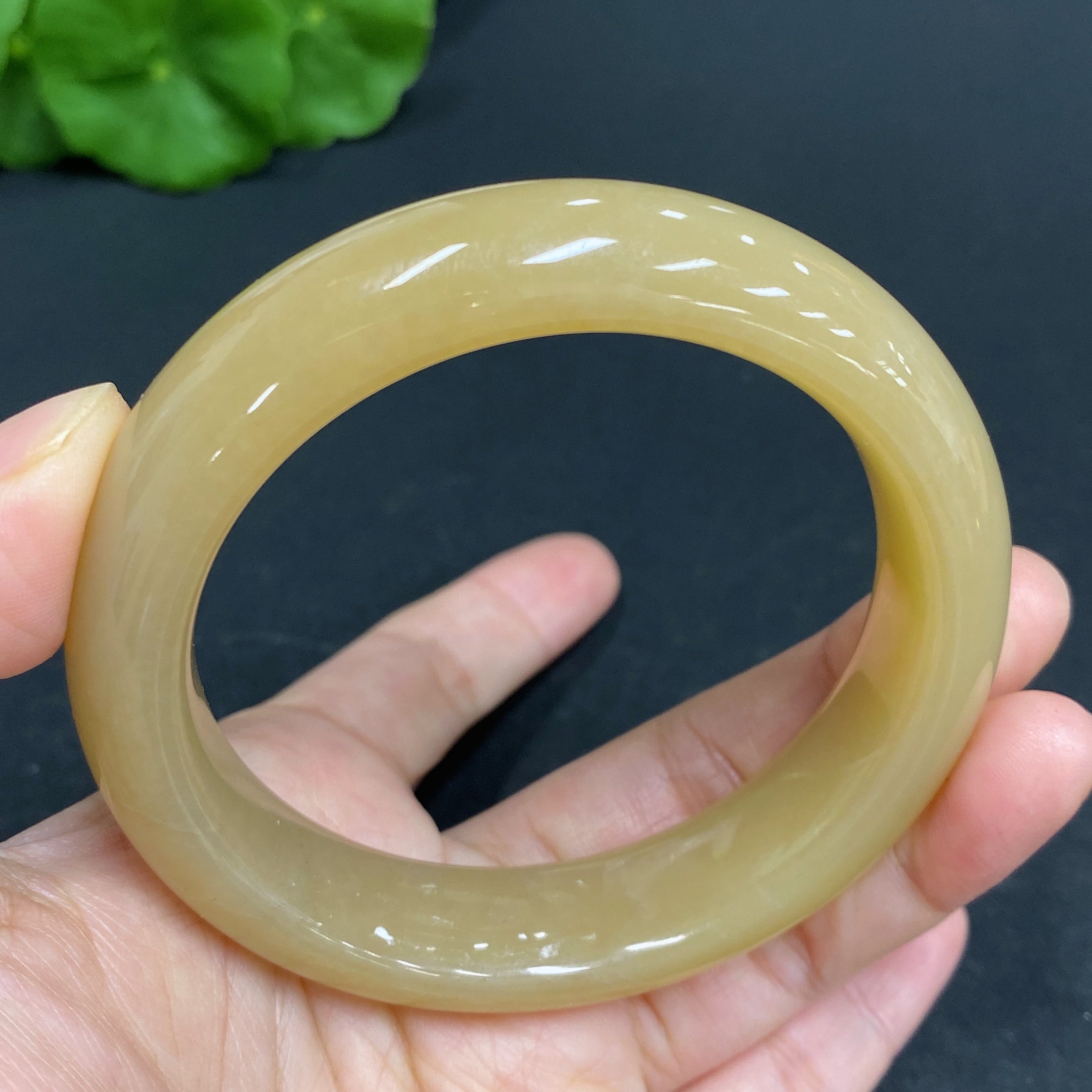 Hetian Jade Round Bracelet, Size 56.8, Total Weight Approx. 68.3g