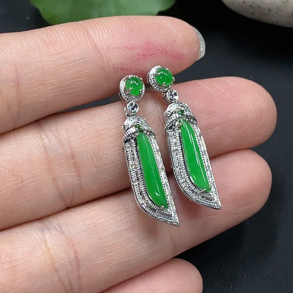Jadeite Inlaid Earrings 18K Gold Setting Total Weight Approx. 3.8g
