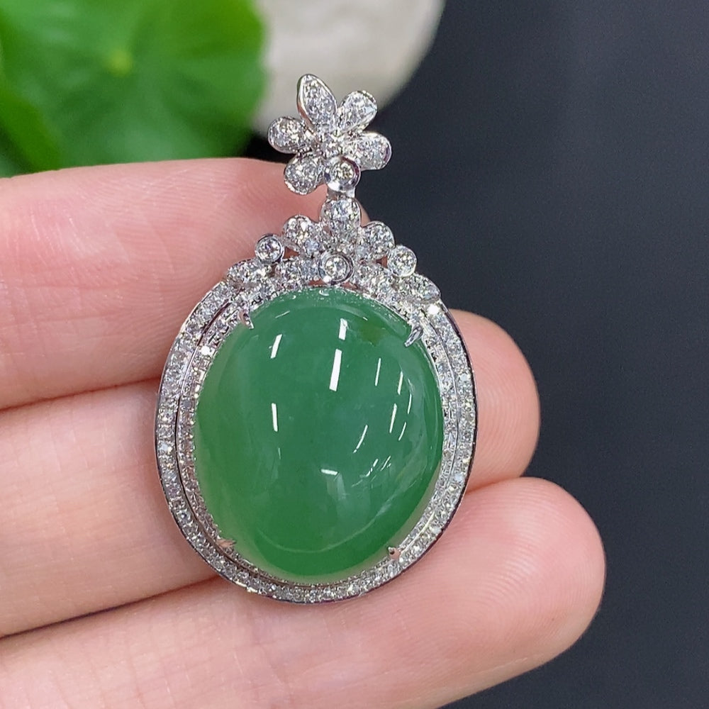 Jadeite Cabochon Pendant in 18K Gold with Diamond Accents