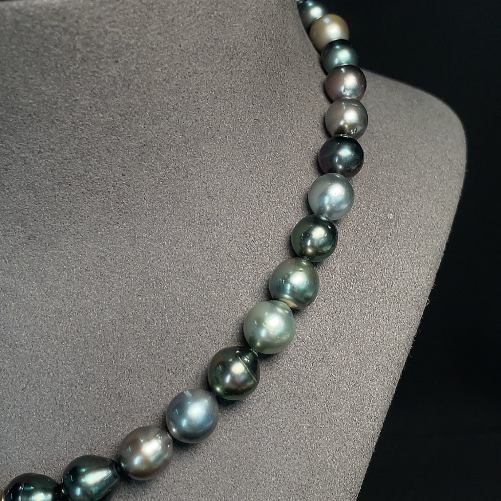 Seawater Pearl Strand Non-Gold Setting Approx. 7.5-10.7mm Total Weight About 51.47g Color Origin Undetermined
