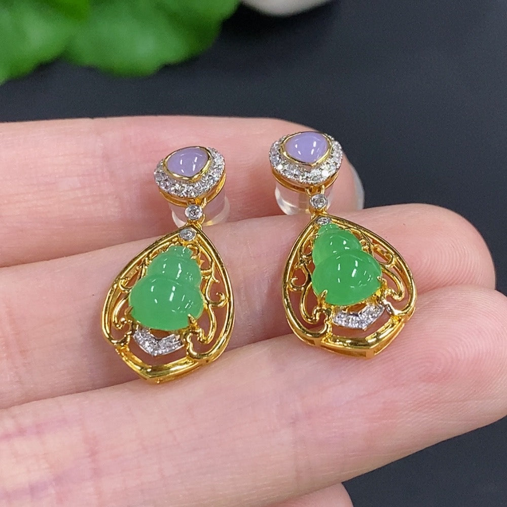 Jadeite gourd inlaid ear studs 18k gold total weight about 3.2g with diamond accents
