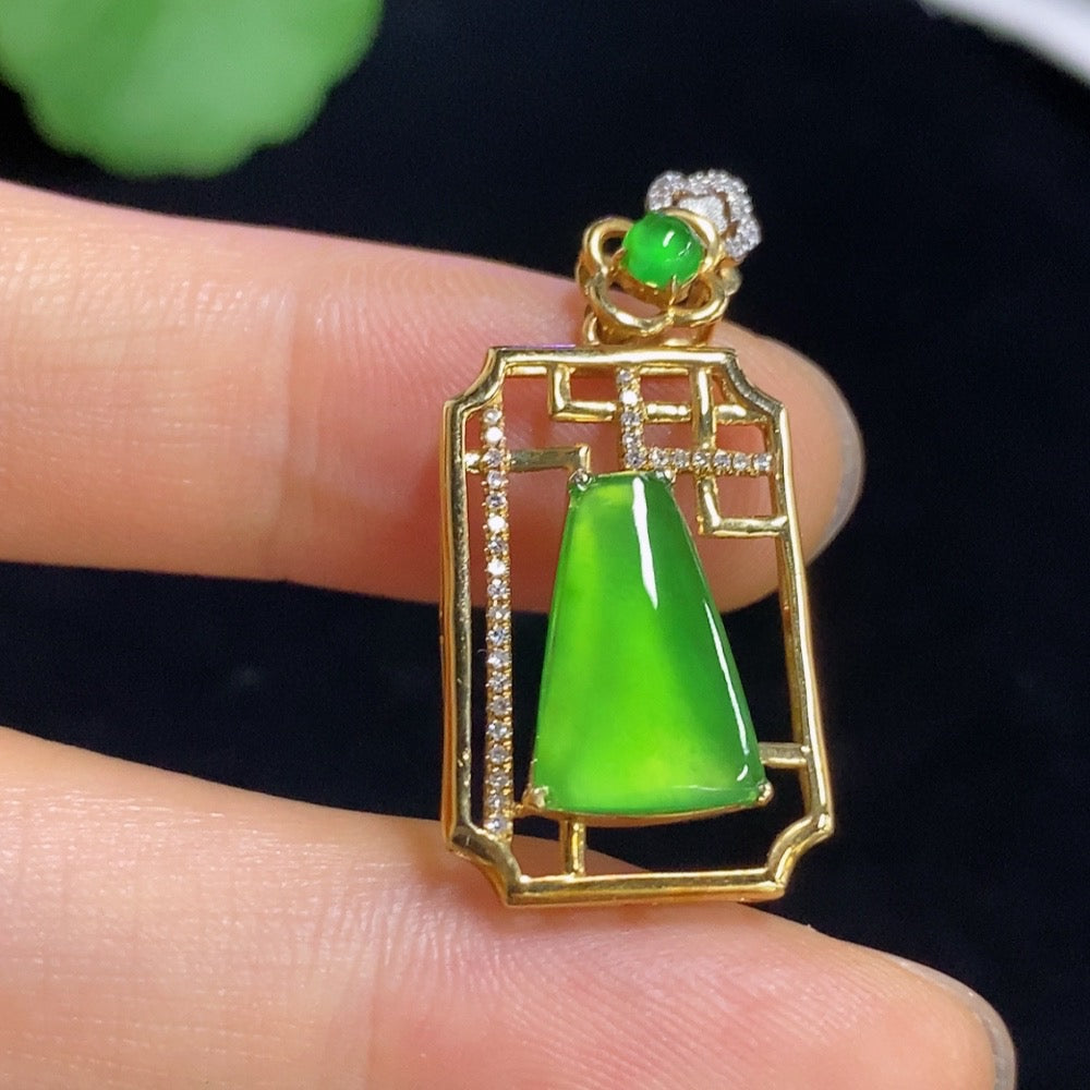 Jadeite Plain Pendant with 18k Gold and Diamond Accents, Total Weight Approx. 2.88g
