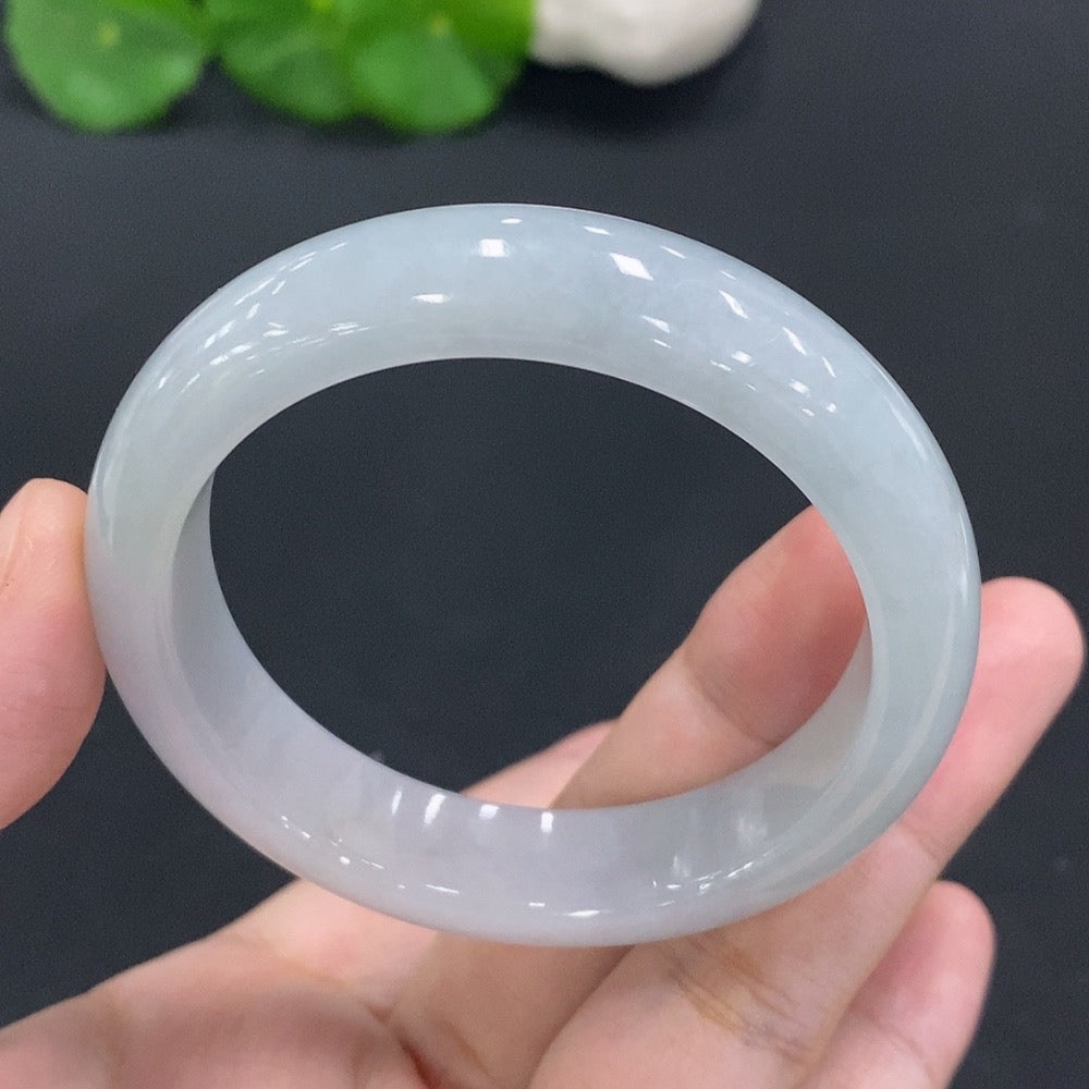 Jadeite Round Bracelet Size 51 Total Weight 48.724g