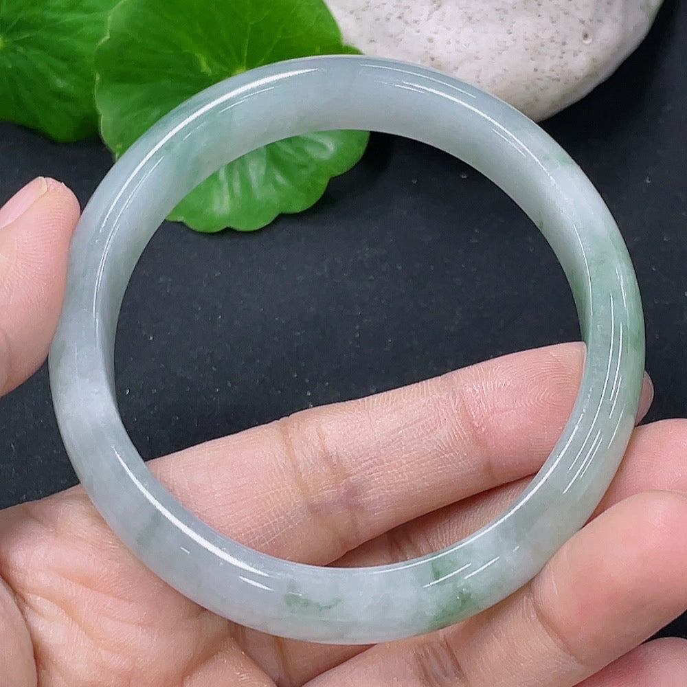 Jadeite Concubine Bangle Size 56.5/51.2mm Total Weight Approx. 37.5g