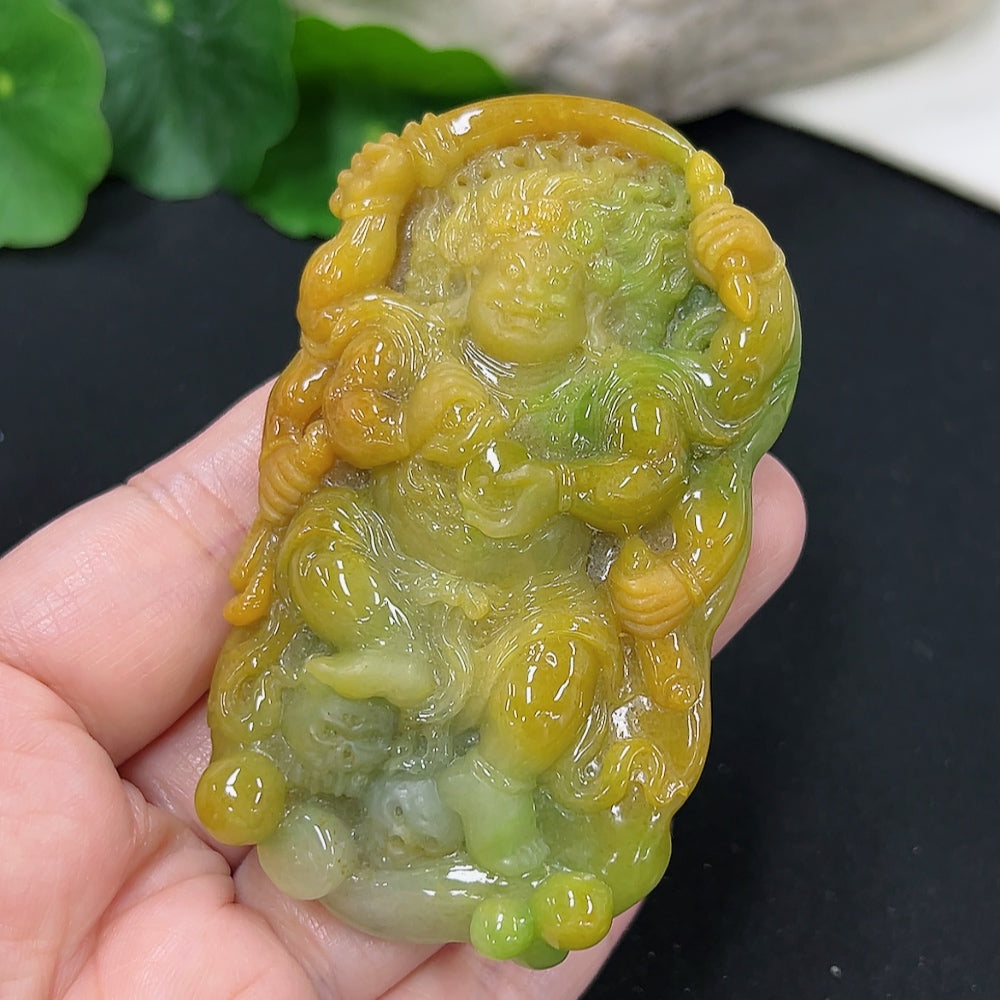 Jadeite pendant (color origin undetermined)