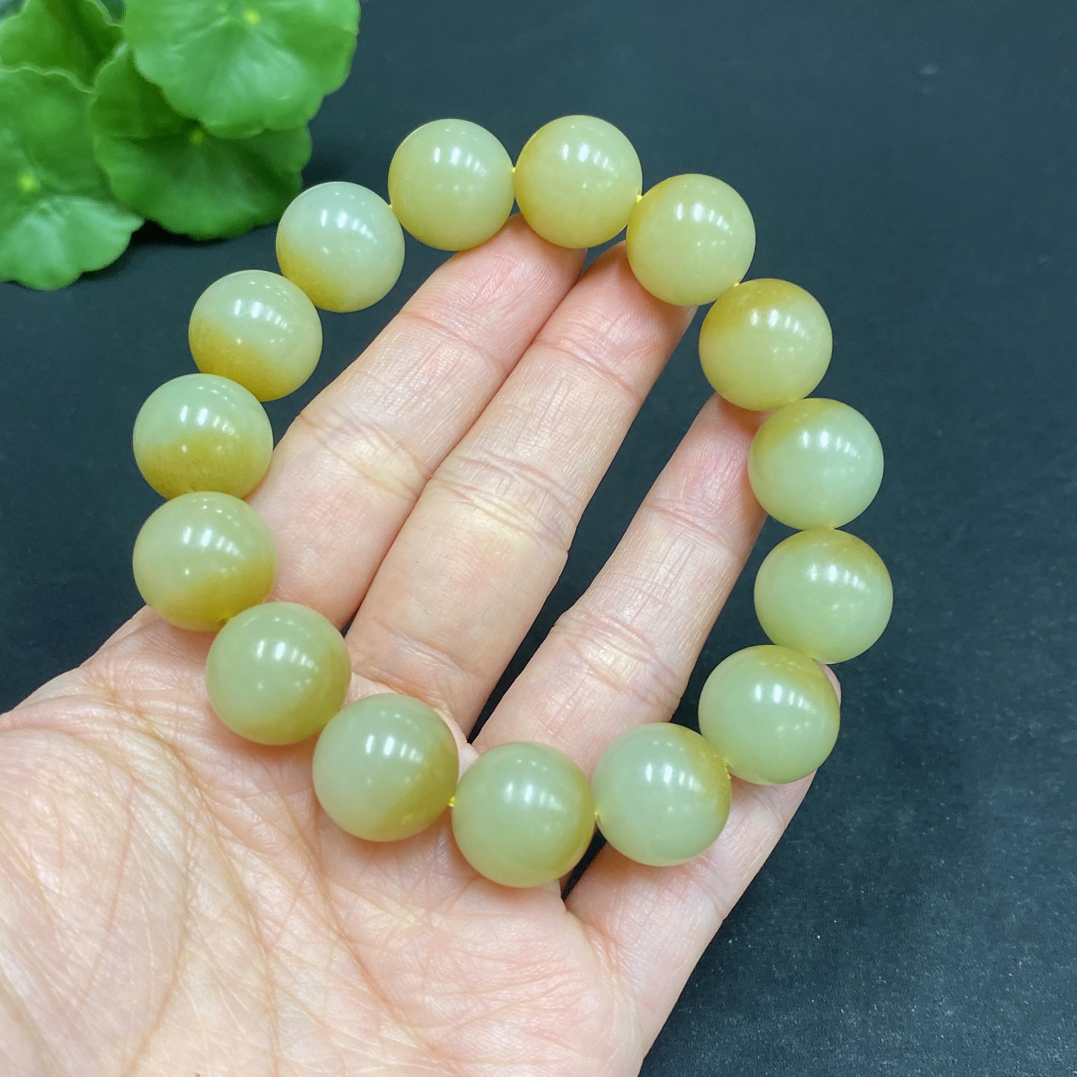 Hetian Jade Bracelet Approx 13.8mm Total Weight Approx 63.9g