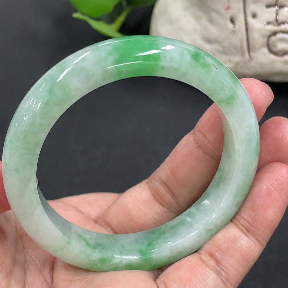 Jadeite Round Bangle Total Weight Approx. 52.3g Size 53.1