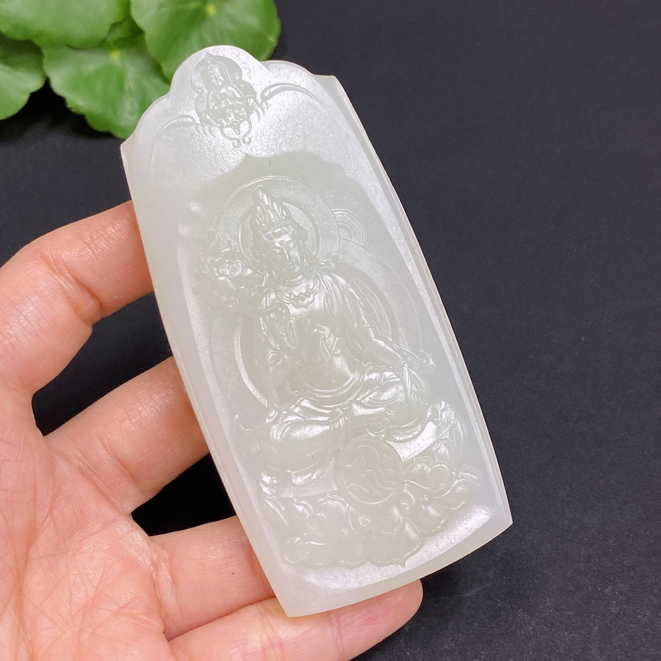Hetian Jade Pendant Guanyin Total Weight Approx. 87.1g
