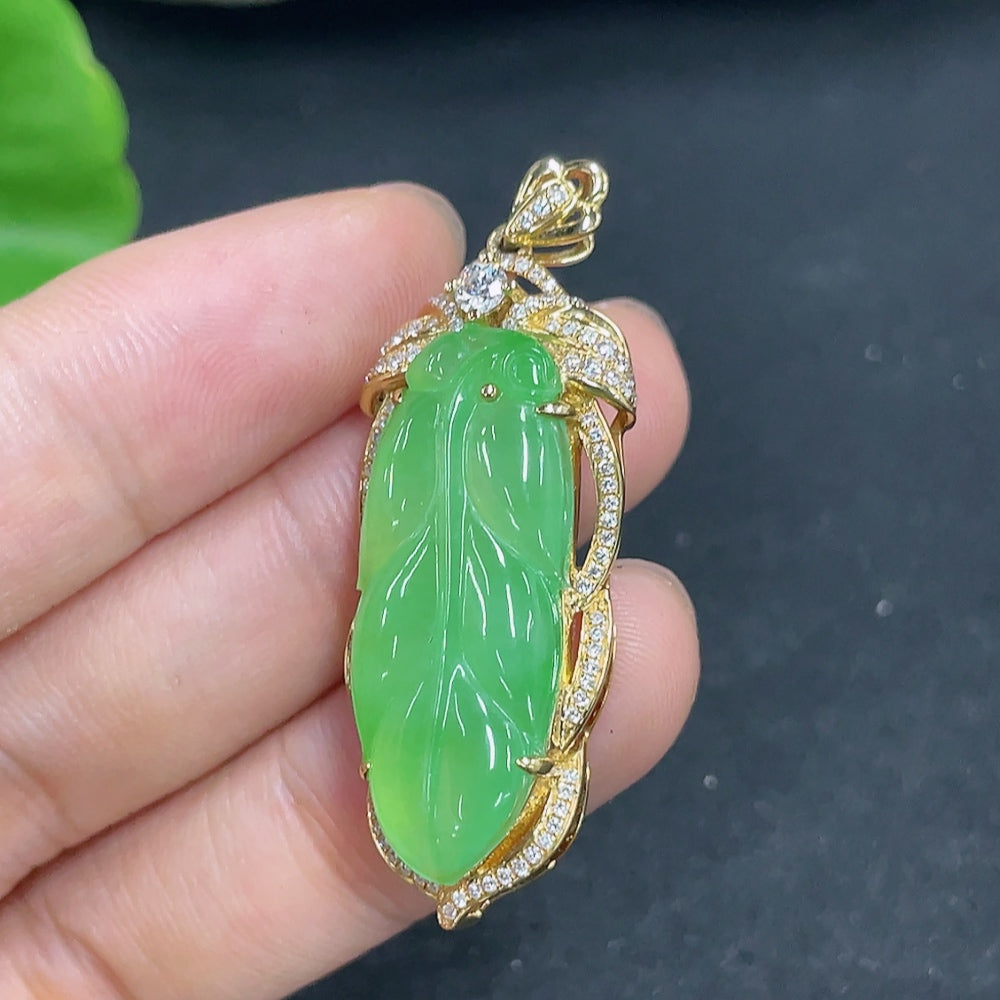 Jadeite Leaf Inlaid Pendant with 18K Gold and Diamond Accents