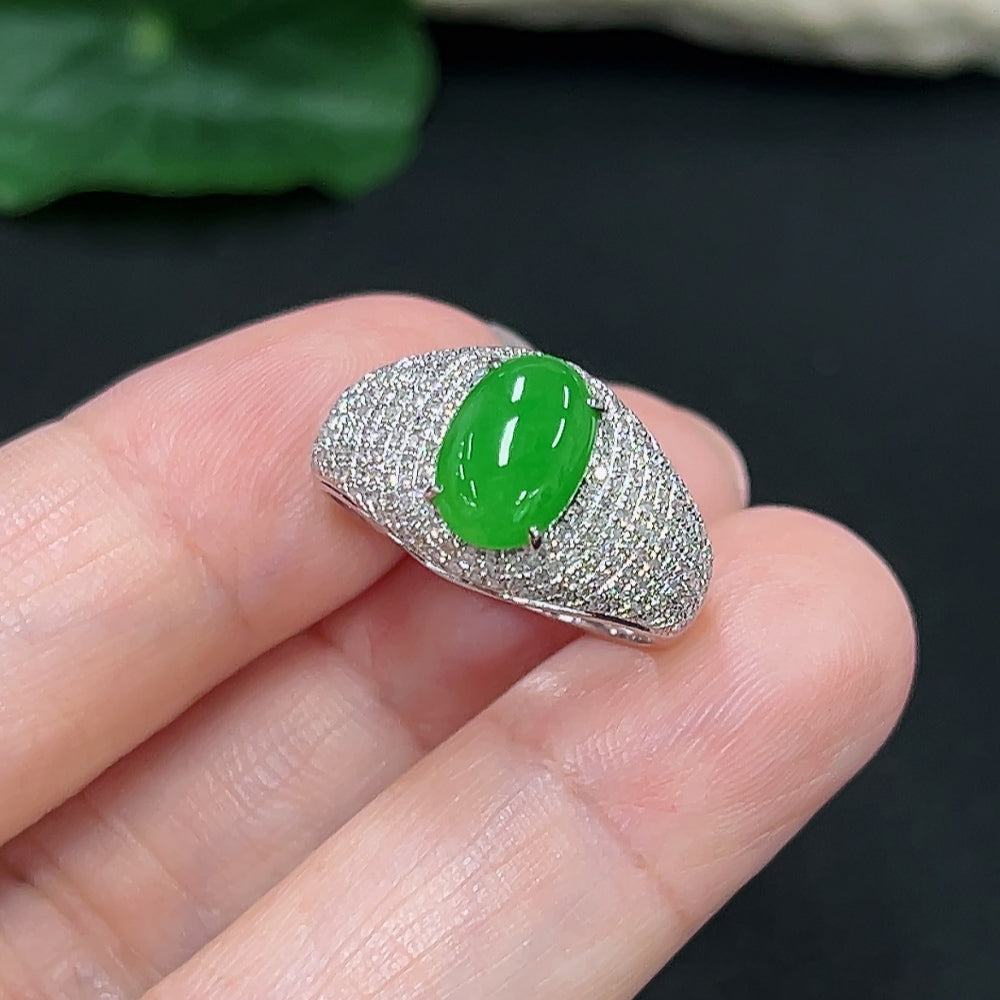 Jadeite Cabochon Inlaid Ring 18k with Diamond Accents