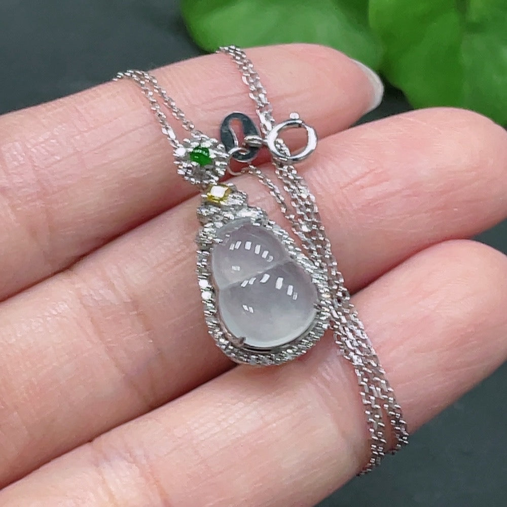 Jadeite Gourd Inlaid Pendant, Full 18K Gold, Total Weight Approx. 3.4g Including Chain