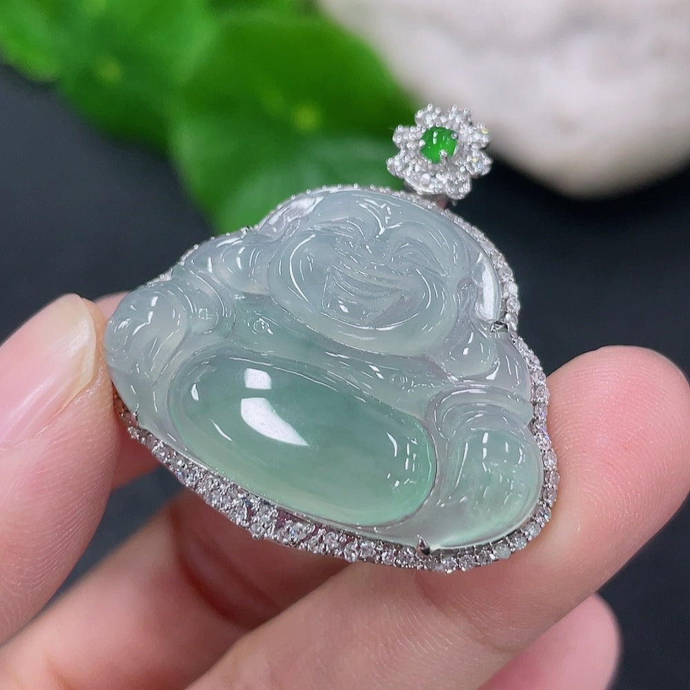 Jadeite Buddha pendant with 18K gold and diamond accents, weighing approximately 7.27g, showcasing detailed craftsmanship and rich materials.