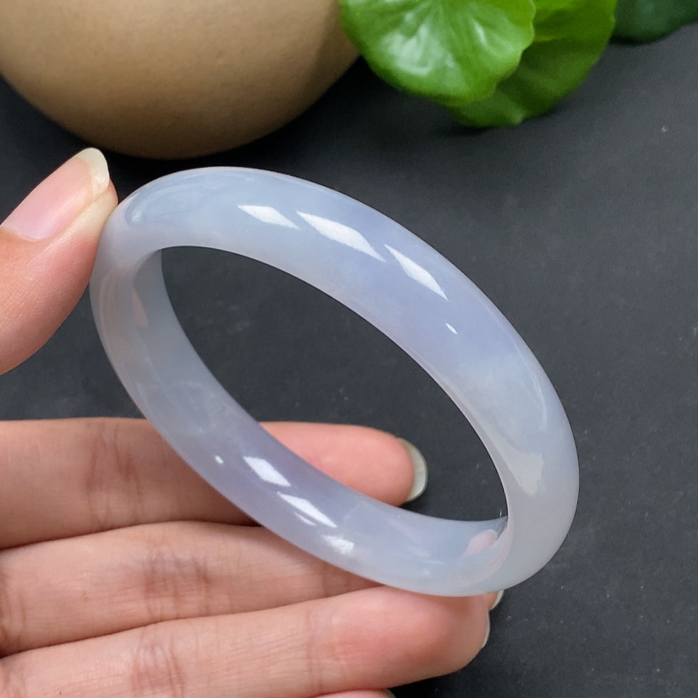 Jadeite Round Bangle