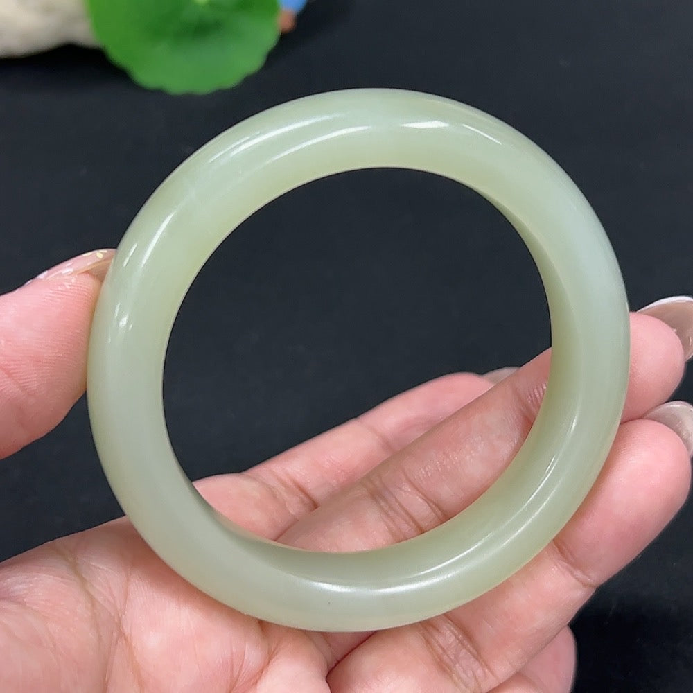 Hetian Jade Round Bracelet Size 54.3 Total Weight Approx. 55.4g