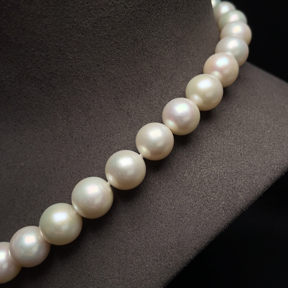 Pearl Necklace 18K Gold Total Weight Approx. 79.95g Size 10.7-12.6mm