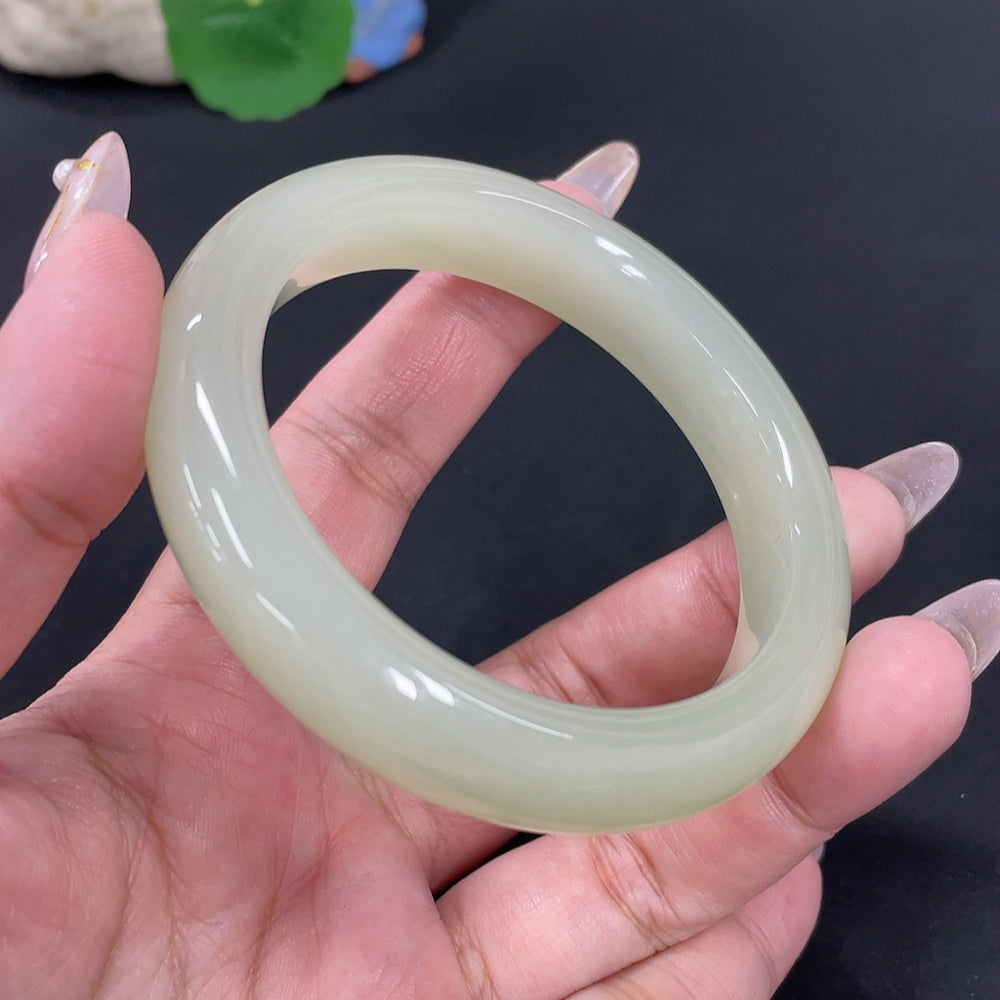 Hetian Jade Round Bracelet Size 58.6 Total Weight Approx. 65.6g