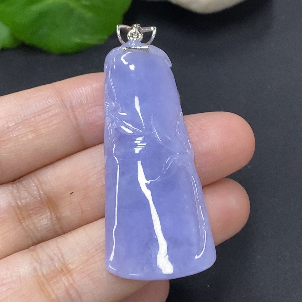 Jadeite Bamboo Pendant with 18K Gold Clasp (Diamond Accented)