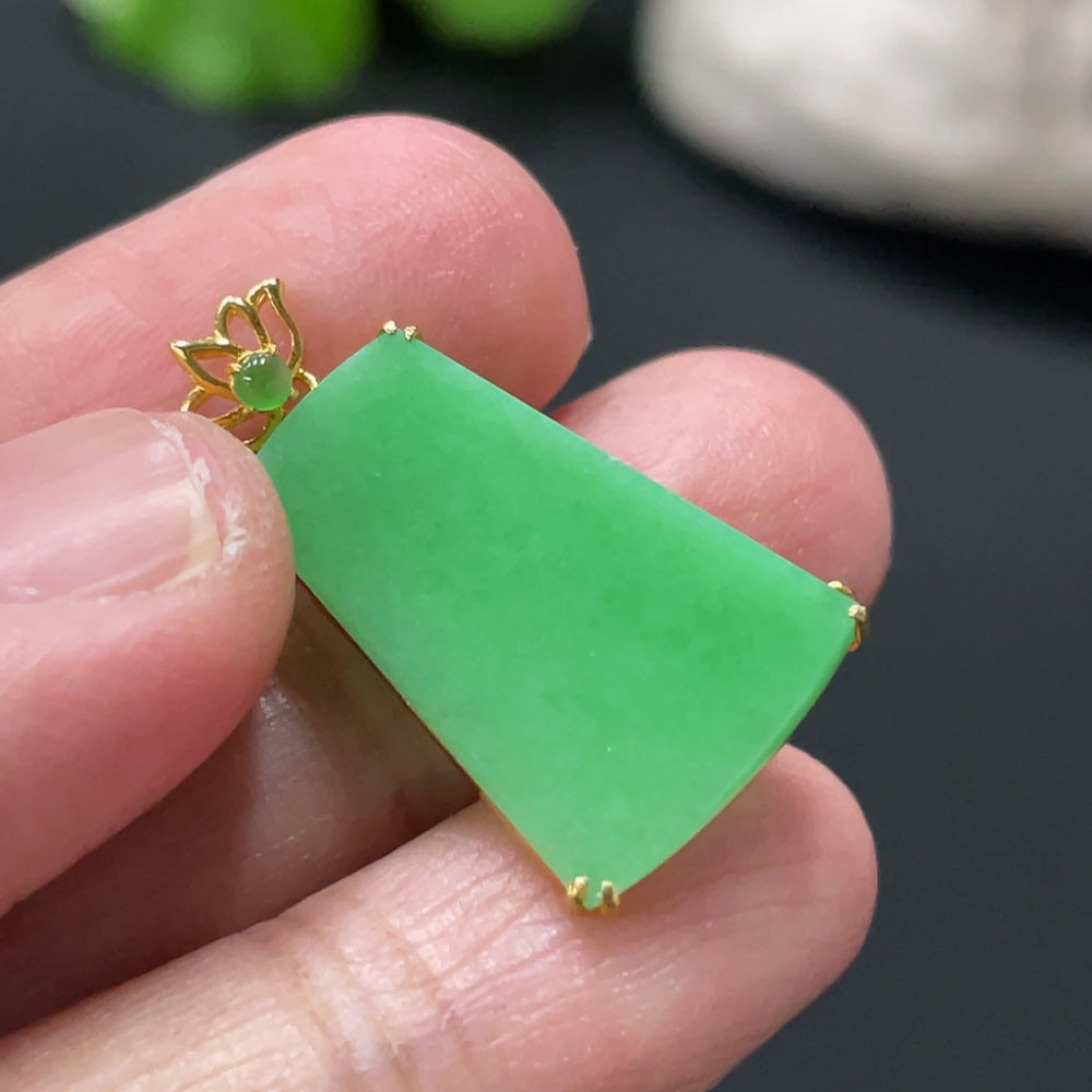 Jadeite Plain Pendant Necklace 18k Gold Inlaid Total Weight Approx.1.4g