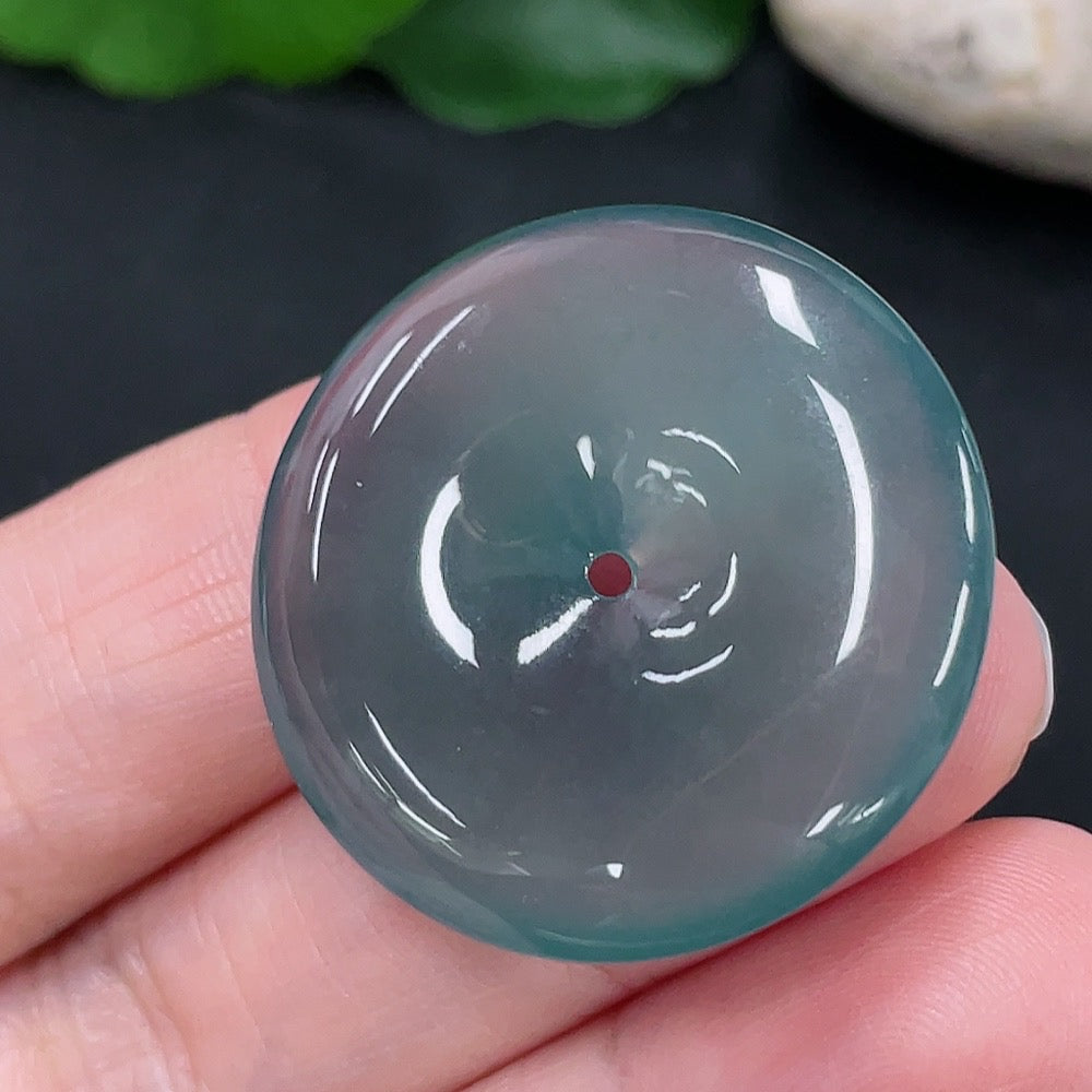 Jadeite Peace Knot Pendant Total Weight Approximately 8.9g