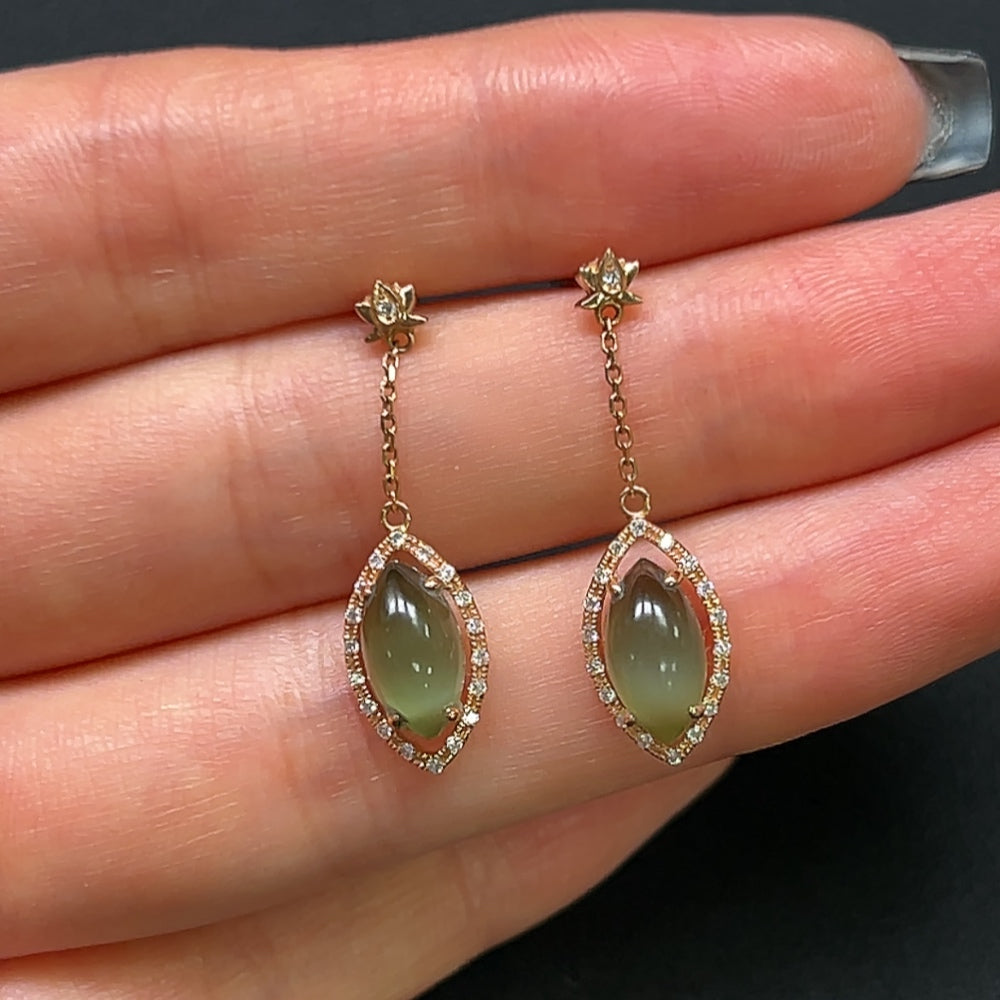 Hetian Jade Earrings 18K Gold with Diamond Inlay Total Weight Approx. 2.9g