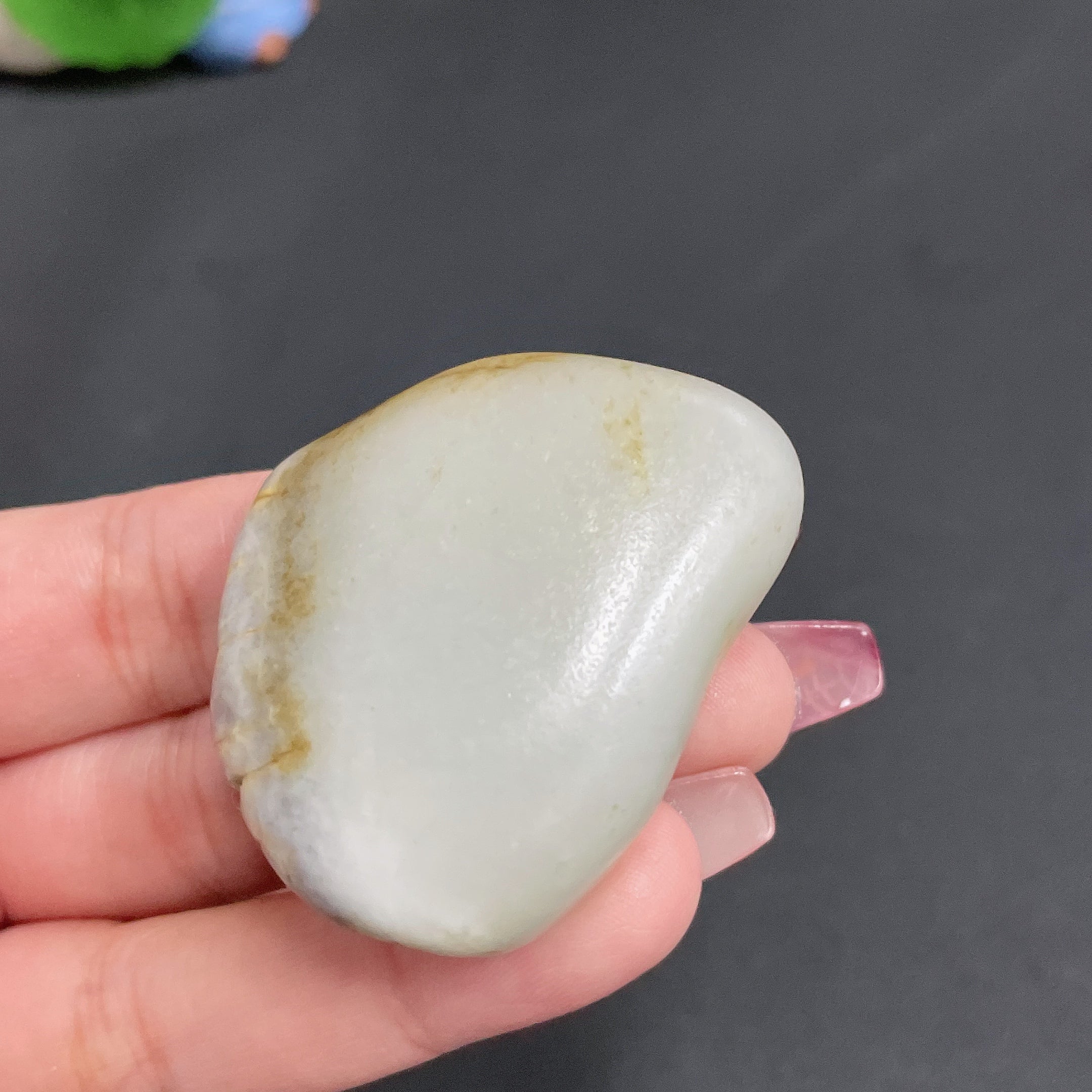 Hetian Jade, undetermined skin color origin, total weight approx. 51.1g