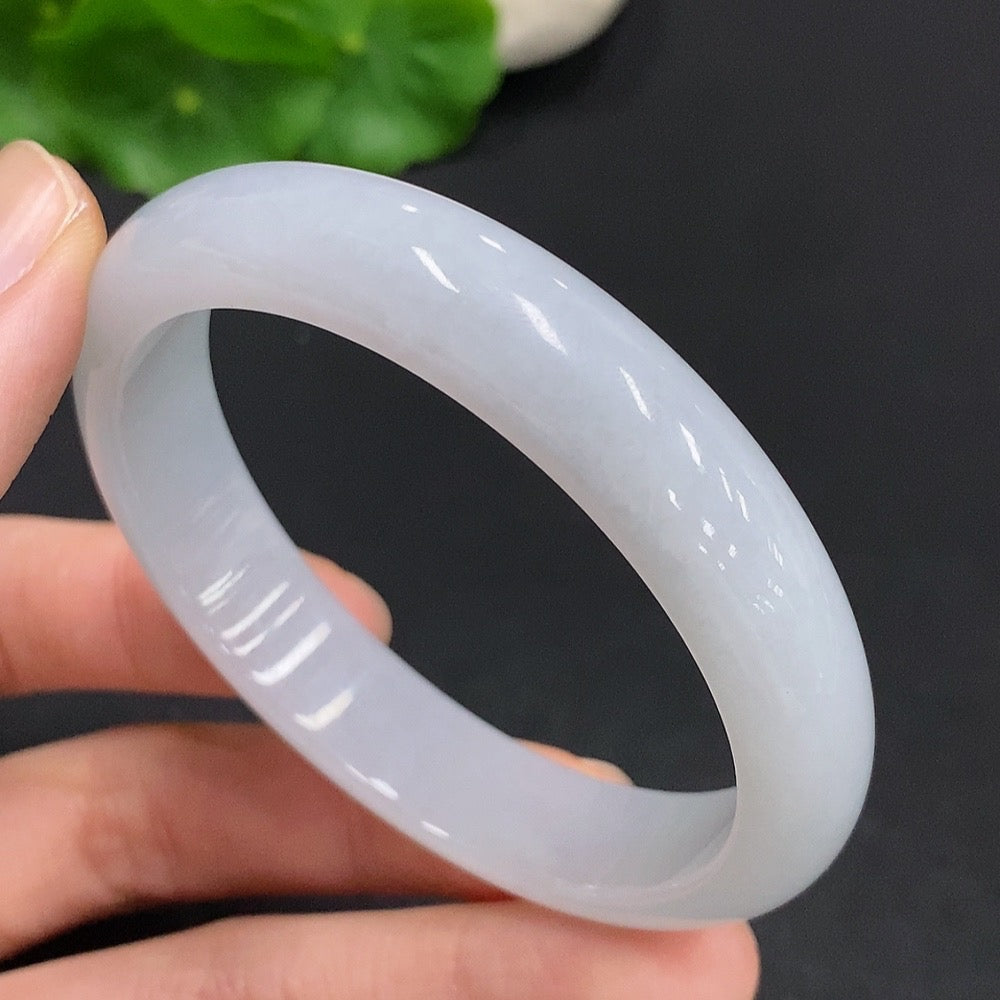 Jadeite Concubine Bracelet Total Weight Approx. 42.3g Size 55.5/50