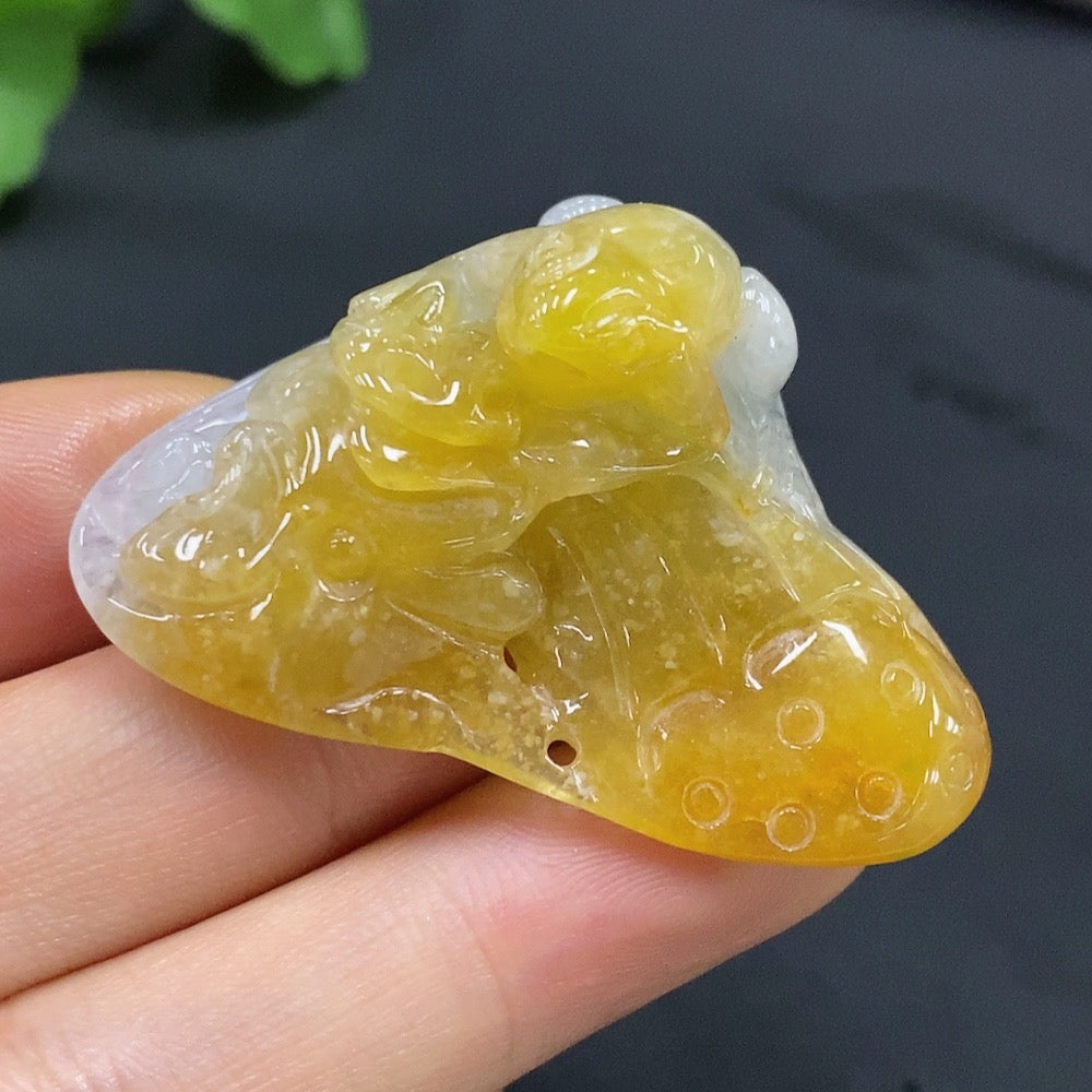 Jadeite Pendant, Color Origin Undetermined, Total Weight 23.094g