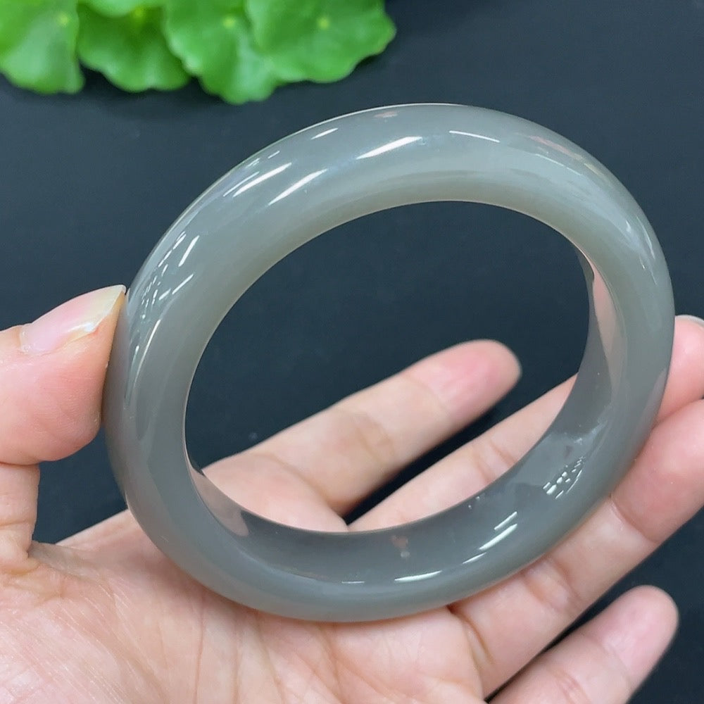 Hetian Jade Round Bracelet Size 57.6 Total Weight Approx. 69.6g