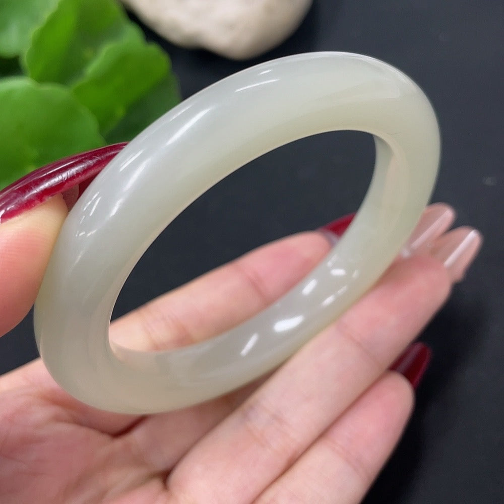 Hetian Jade Round Bracelet Size 55 Total Weight Approx. 52.3g