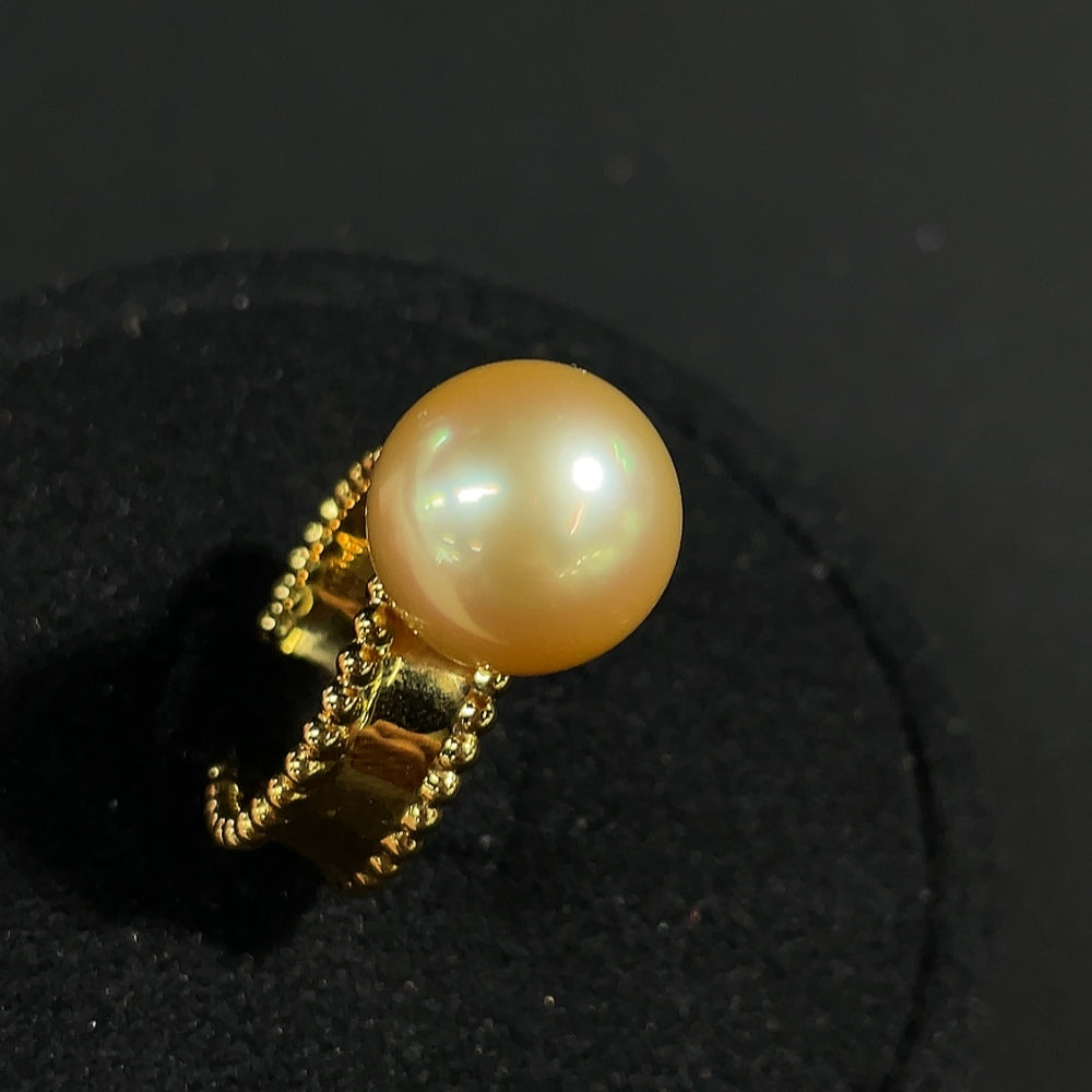 Saltwater Pearl Ring 18K Gold Color Origin Undetermined