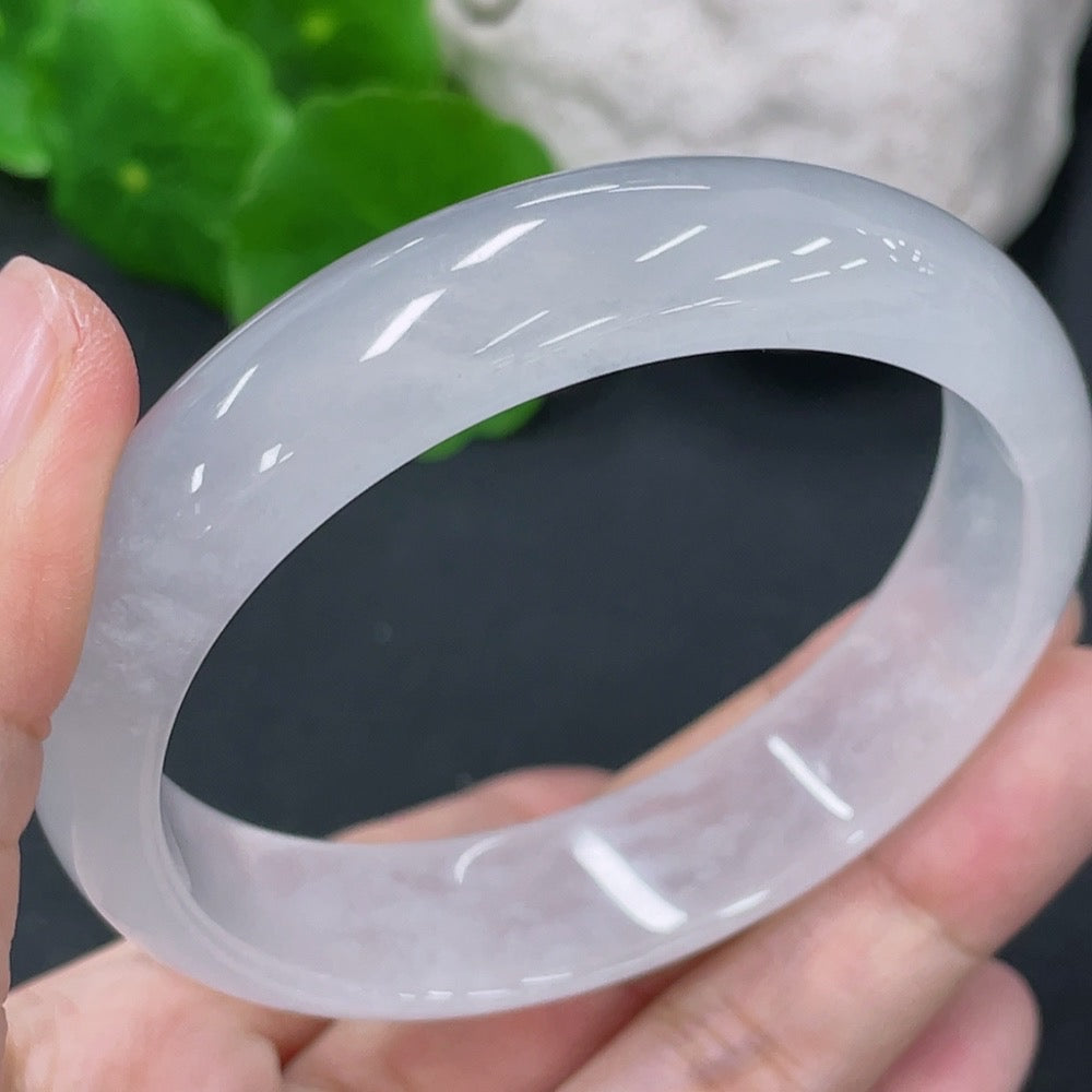 Jadeite Round Bangle