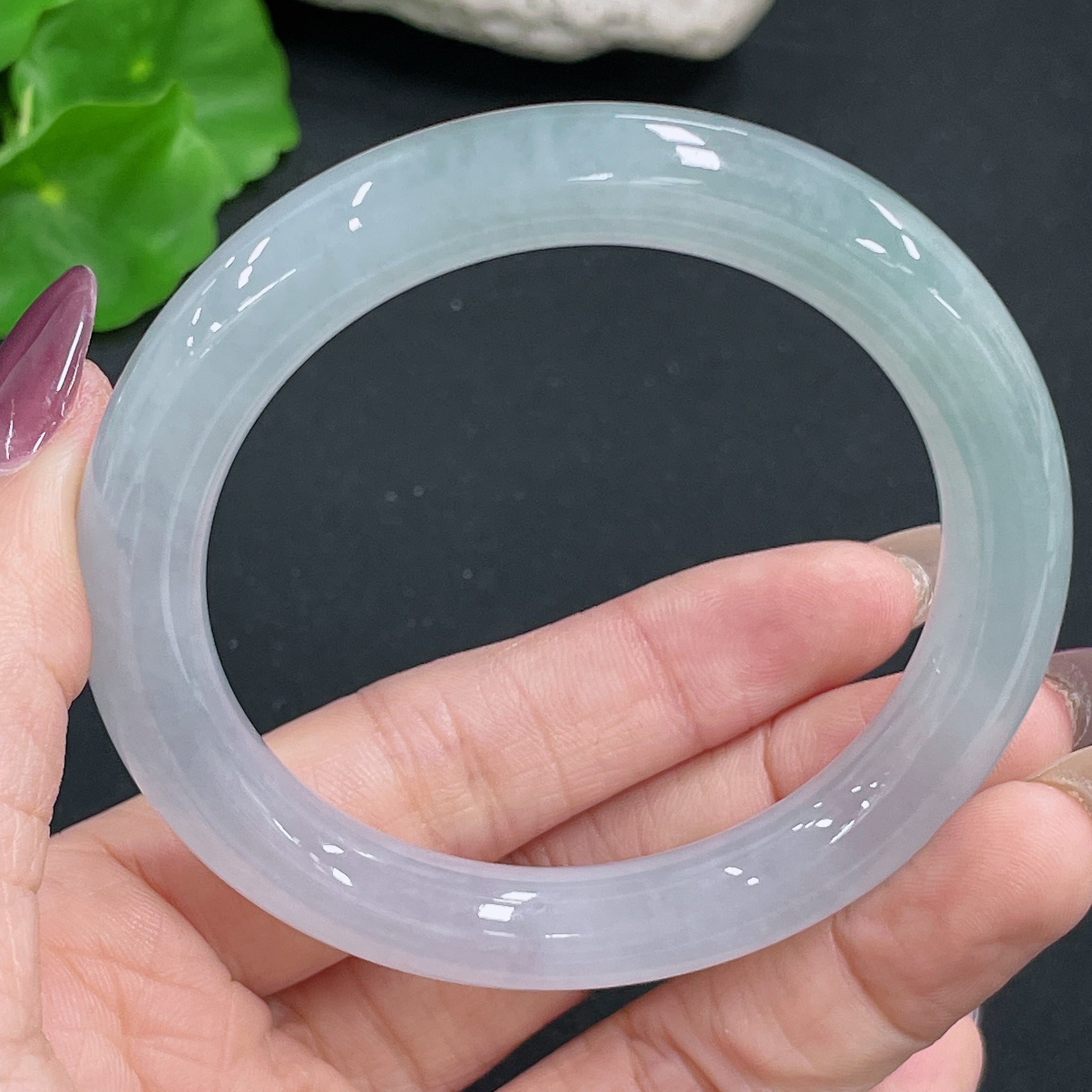 Jadeite Round Bangle Total Weight Approx. 48.6g Size 54.8