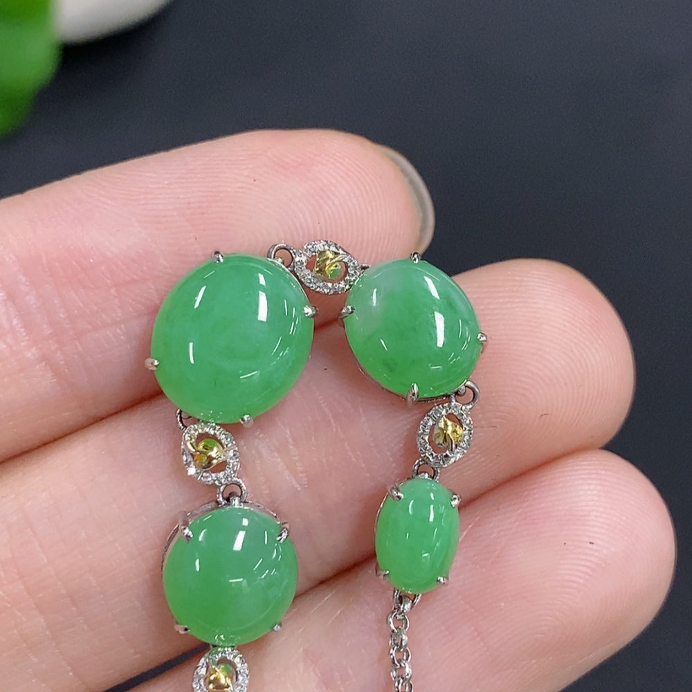 Jadeite Cabochon Inlaid Bracelet 18K Gold Total Weight Approx. 4.3g (With Diamond Accents)